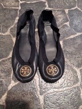 Tory Burch Caroline black leather ballet flats gold tone logo size 9.5